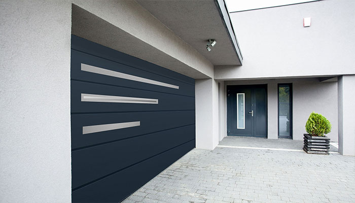 Vente et pose de portes de garages sur Millau, Rodez, Severac, Aveyron : Severac Aluminium.